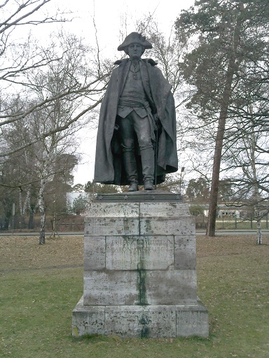 von Steuben Standbild in Berlin-Dahlem, Clayallee