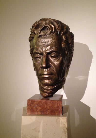 Herbert von Karajan, Büste in der Berliner Philharmonie