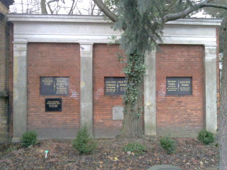 Grabstein Joachim Schauss, Alter Domfriedhof der St.-Hedwigs-Gemeinde, Berlin-Mitte