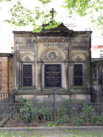 Grabstein Ernst Rudolph Bier, Alter St. Matthäus Kirchhof, Berlin-Schöneberg