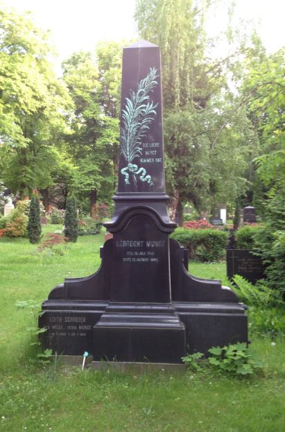 Grabstein Lebrecht Mundt, Alter St. Matthäus Kirchhof, Berlin-Schöneberg