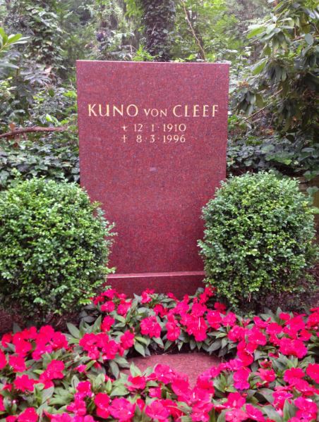 Grabstgein Kuno von Cleef, Waldfriedhof Dahlem, Berlin