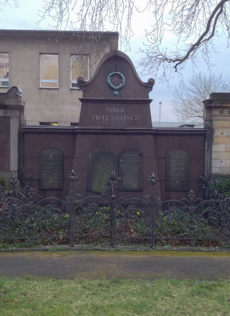 Grabstein Agnes Räntsch, geb. Donner, Alter Friedhof der Zwölf-Apostel-Gemeinde, Berlin-Schöneberg