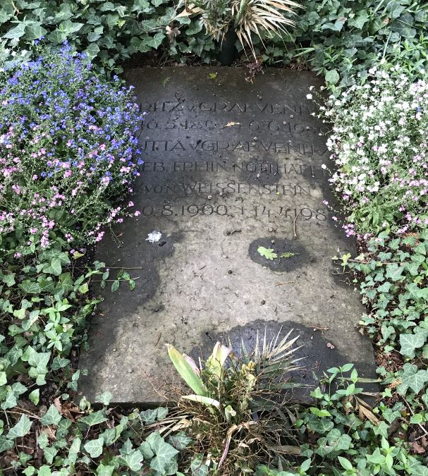 Grabstein Fritz von Graevenitz, Friedhof Solitude, Stuttgart