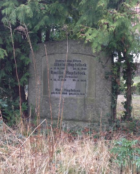 Grabstein Emilie Hopfstock, geb. Dressler, Friedhof Teltow, Brandenburg