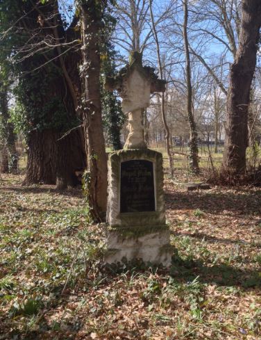 Grabstein Louise Fuder, geb. Schubert, Friedhof Stahnsdorf, Brandenburg