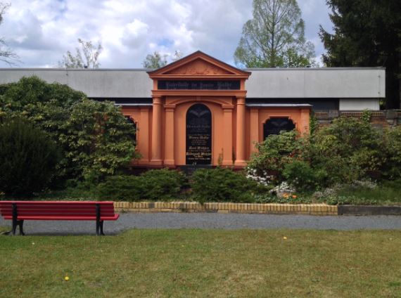 Grabstein Maria Hippel, geb. Bathe, Friedhof Zehlendorf, Onkel-Tom-Str., Berlin