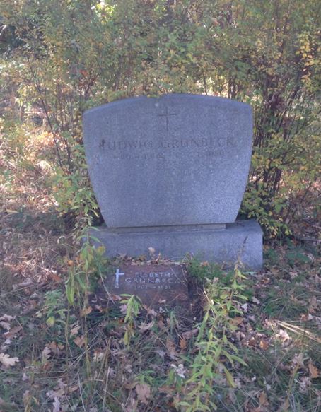 Grabstein Elsbeth Grünbeck, Friedhof Schönow, Berlin-Zehlendorf, Deutschland