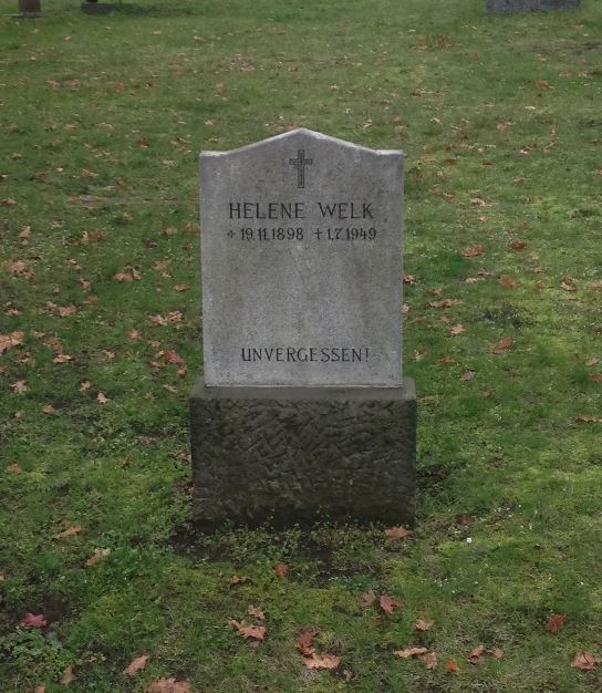 Grabstein Helene Welk, Invalidenfriedhof Berlin, Deutschland