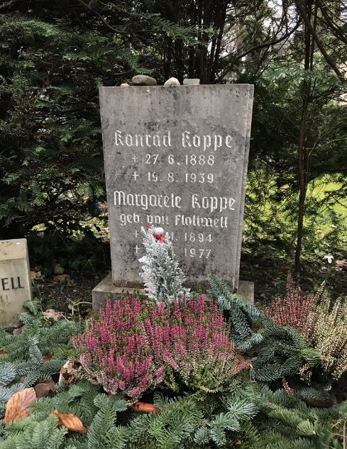 Grabstein Margarete Koppe, geb. von Flottwell, Evangelischer Kirchhof Nikolassee, Berlin, Deutschland