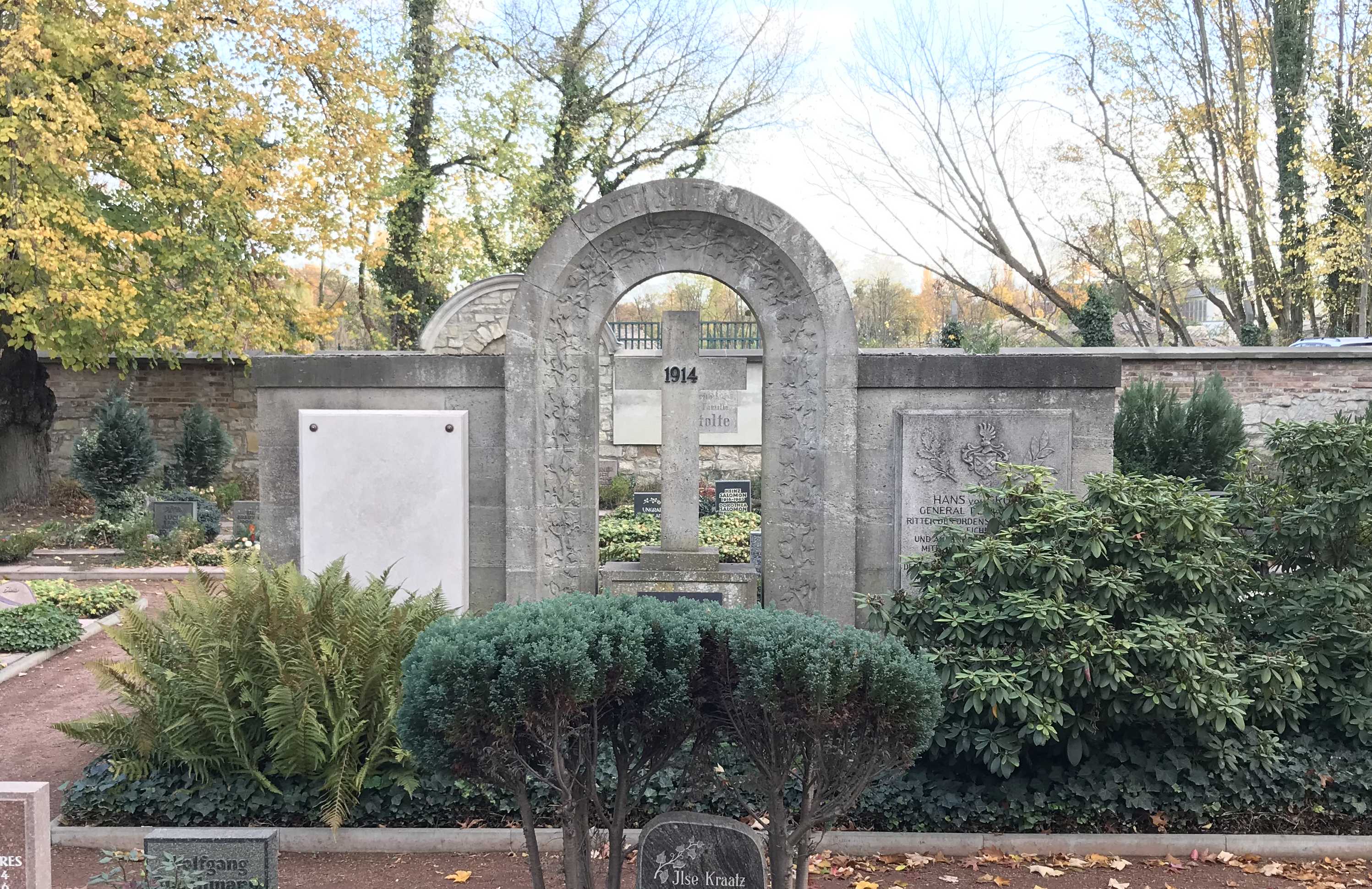 Grabstein Gerhard von Gronau, Alter Friedhof Potsdam, Brandenburg