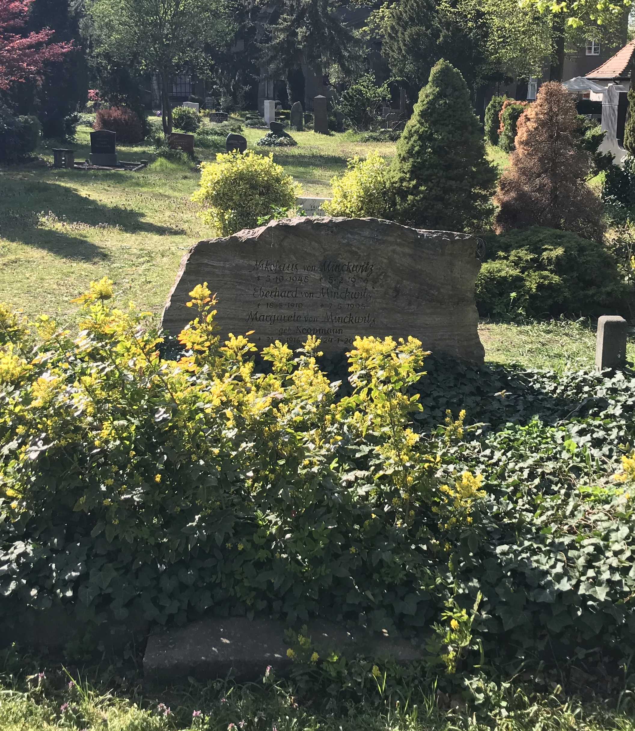 Grabstein Eberhard von Minckwitz, Dreifaltigkeitskirchhof II, Berlin-Kreuzberg