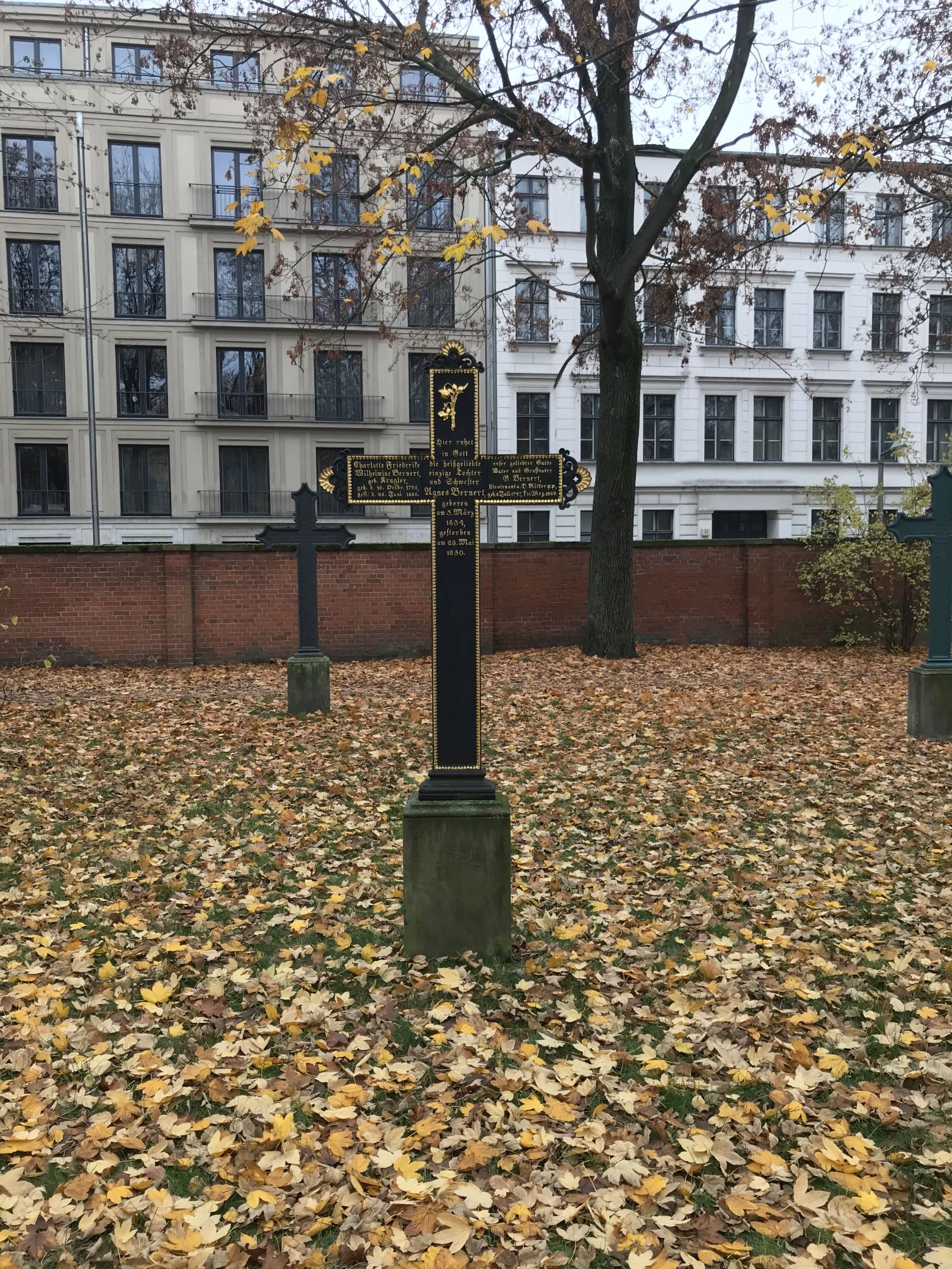 Grabstein Charlotte Friederike Wilhelmine Bernert, geb. Krugler, Alter Garnisonfriedhof Berlin