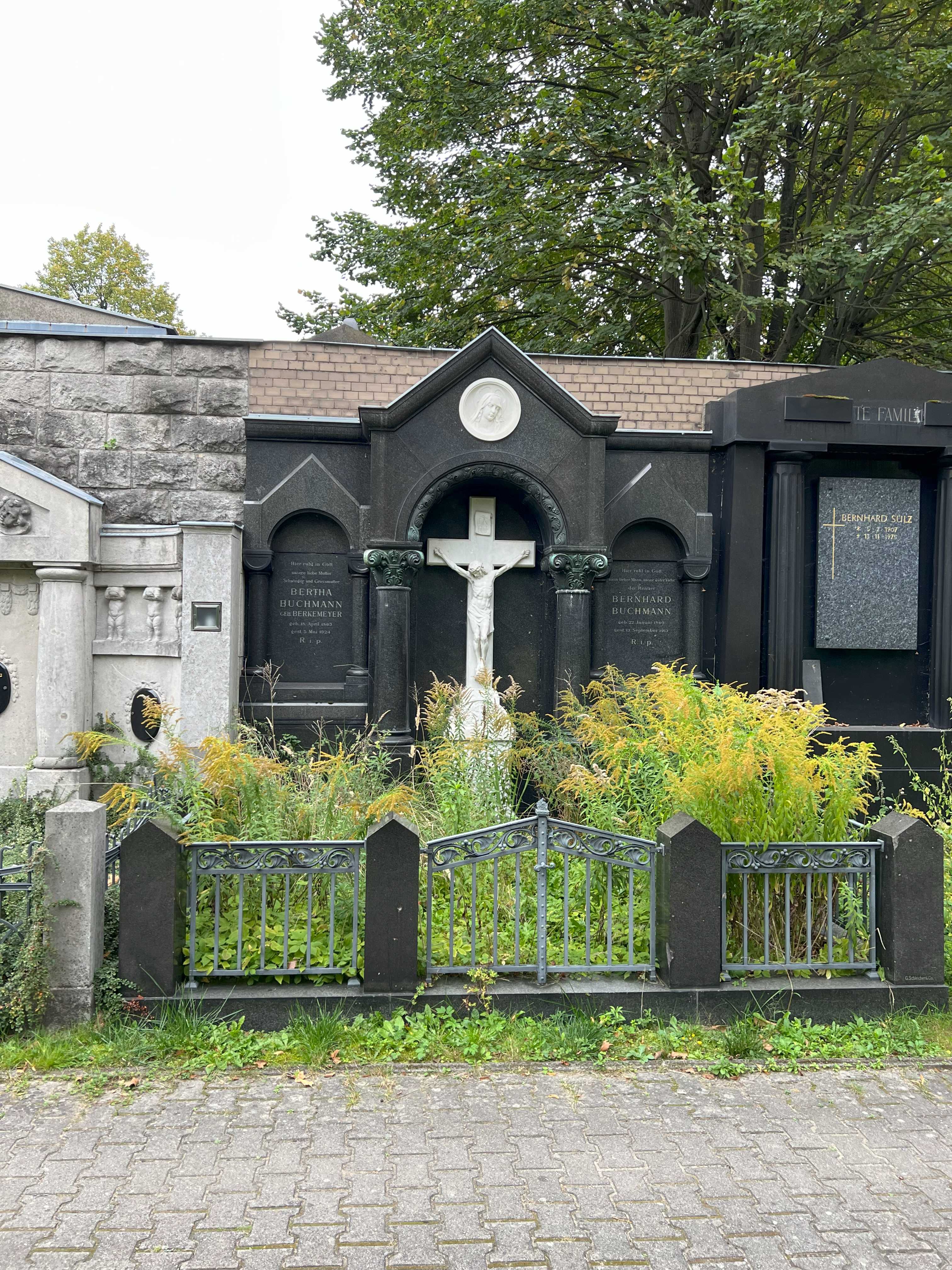 Grabstein Bertha Buchmann, geb. Berkemeyer, Friedhof Wilmersdorf, Berlin